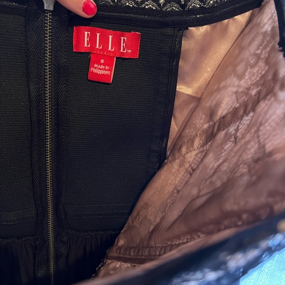 Sexy shoulder free dress from Elle size 8 - Picture 2 of 3